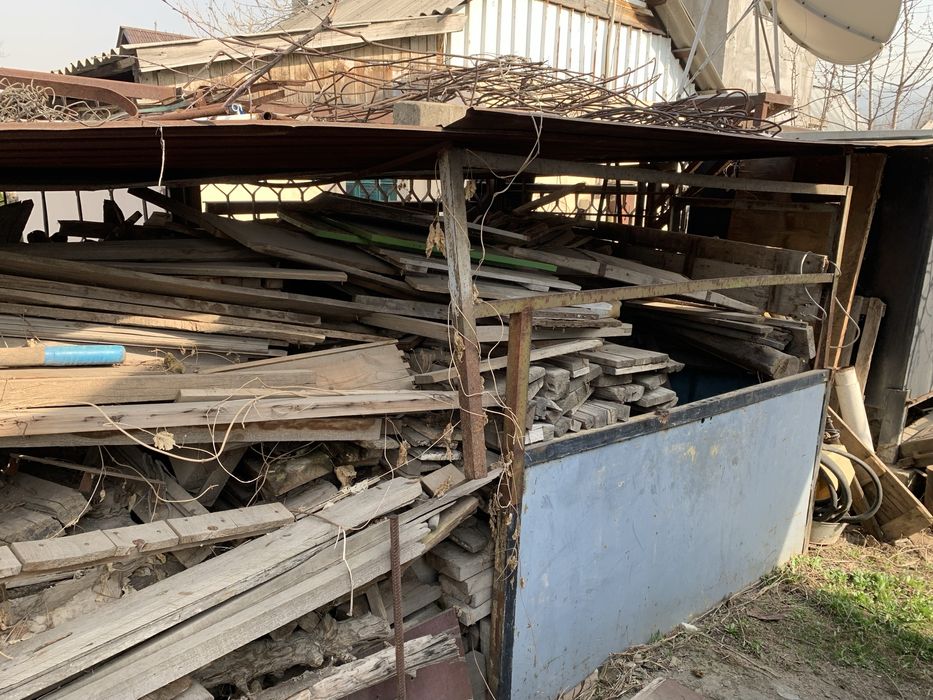 Отдам дрова бесплатно, самовывоз