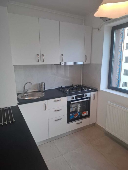 Inchiriez un apartamnet cu 2 camere