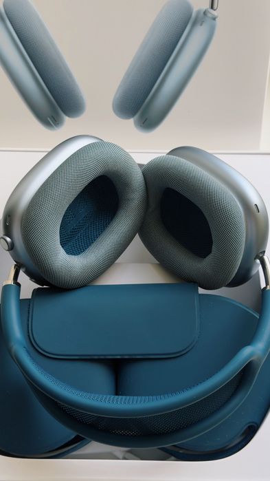 AirPods max blue