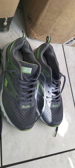 Adidași 43 Adidași