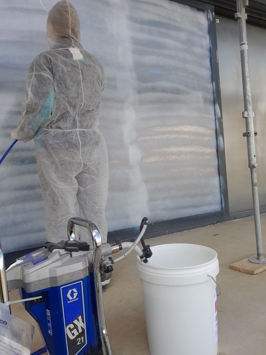 Folie lichida pentru protectie în constructii