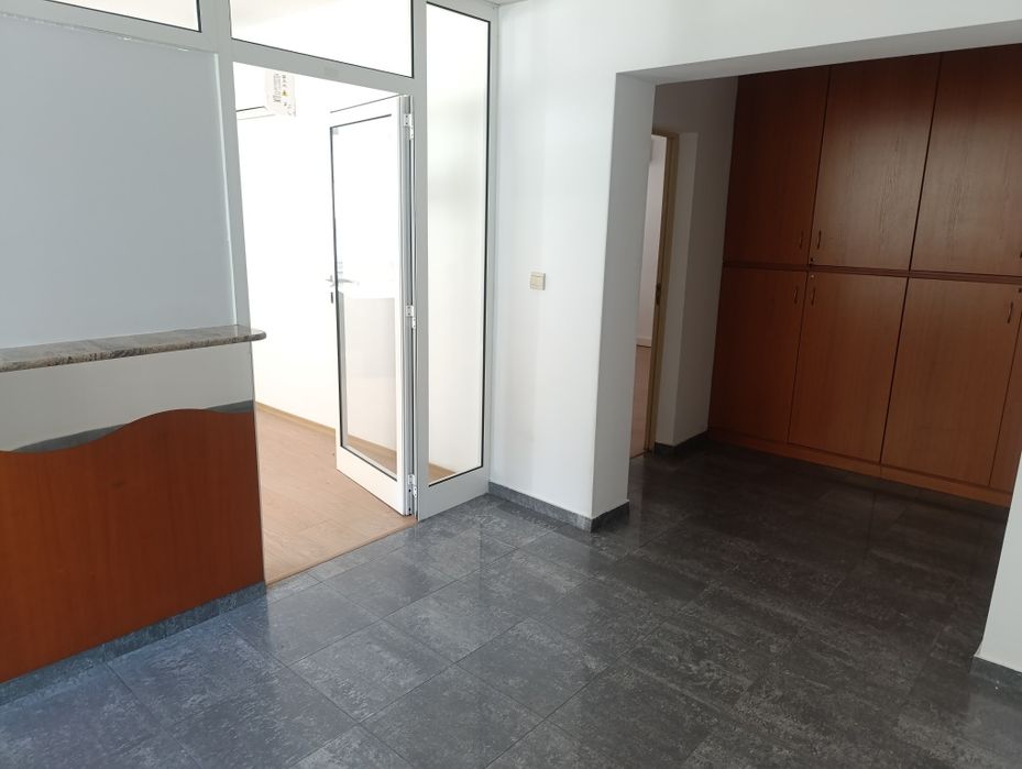 Дава се под наем Офис в София, Гео Милев - 108 кв.м за 861.39 € - Снимка #6