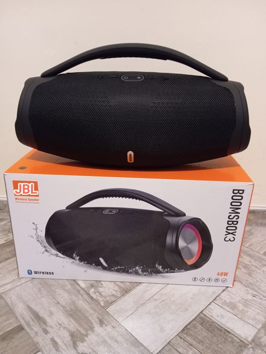 НОВ модел блутут колона