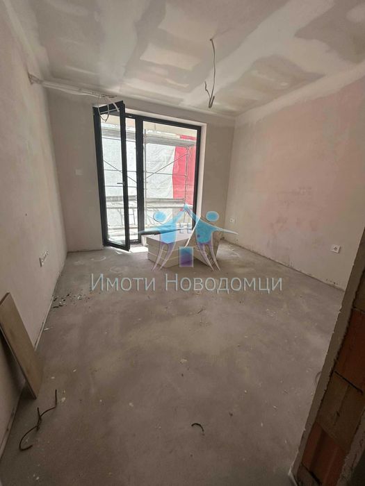 Продава се Тристаен апартамент в Шумен, Пазара - 91 кв.м за 1600 €/кв.м - Снимка #2
