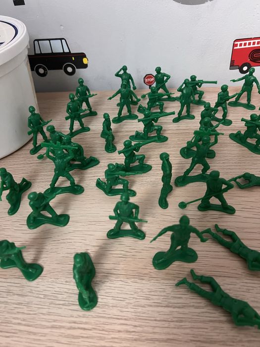 Солдатики из истории игрушек