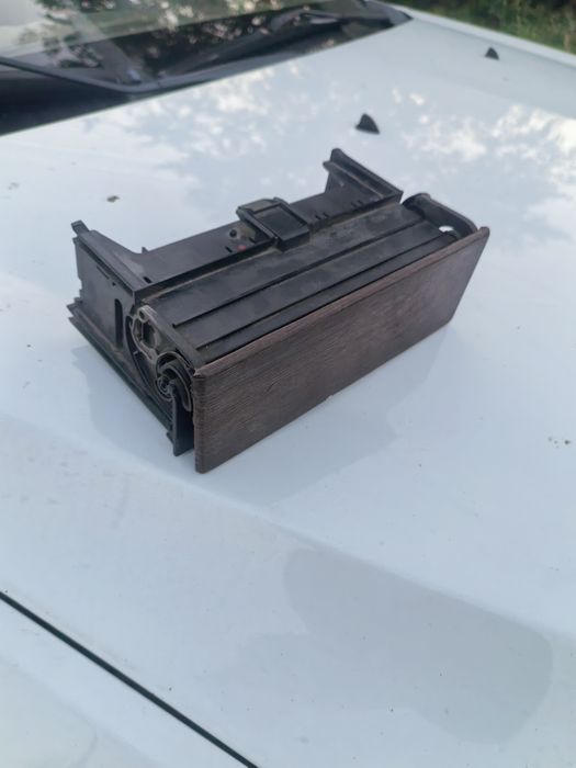 Бардачек на мерседес W210