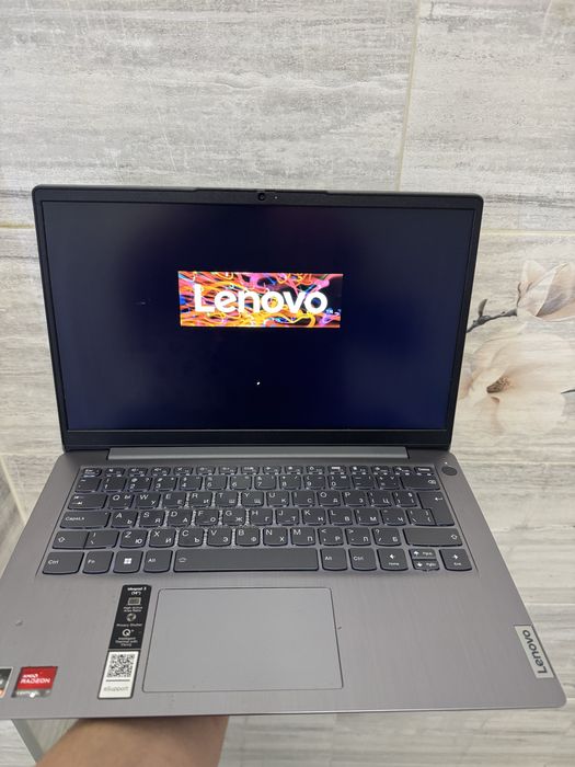 Lenovo IdeaPad 3 14ALC6 Ryzen 3 5300U / 12GB RAM / 14” / SSD /