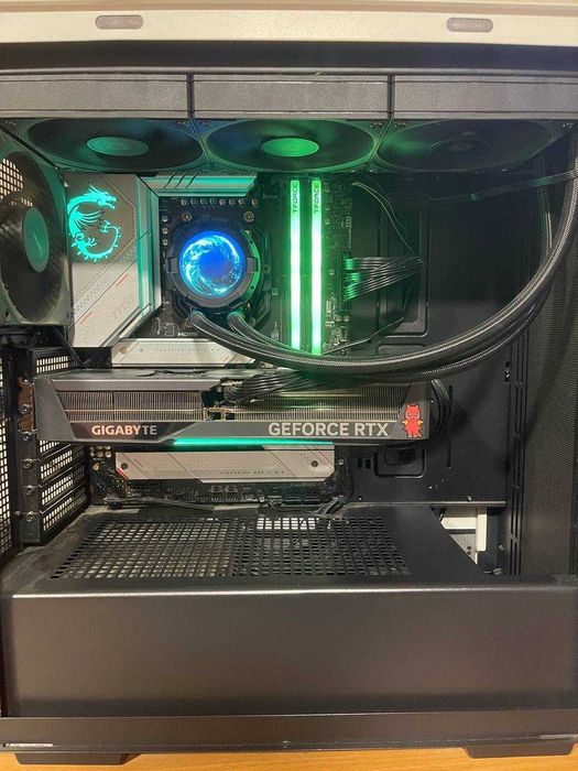 Игровой ПК RTX 5070 + Ryzen 7 9800X3D + DDR5 6000MHZ CL30 32GB.