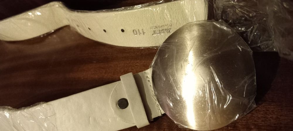 Нови мъжки тениски  с къс ръкав и нови колани