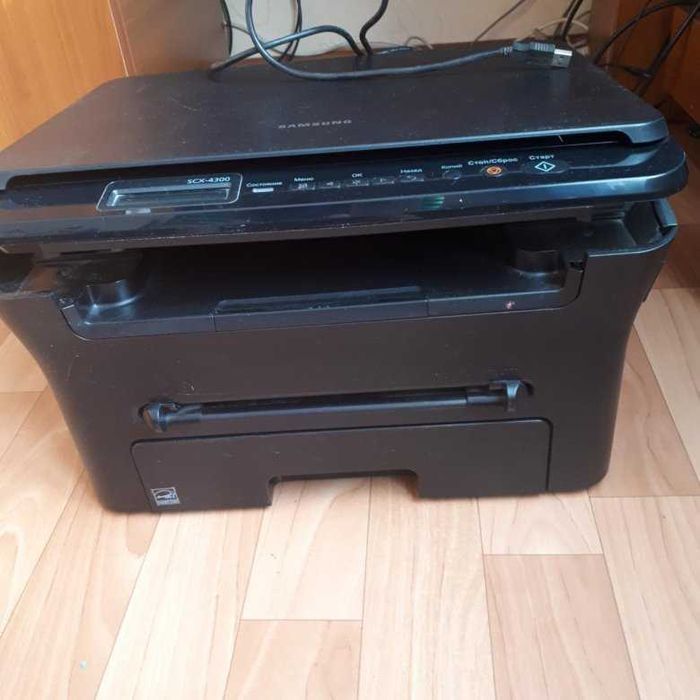 МФУ Samsung SCX-4300