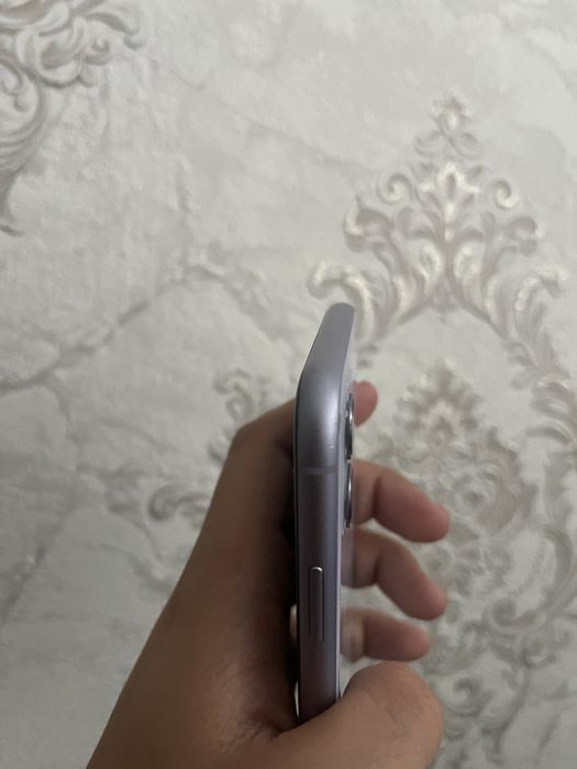 Iphone 11 128gb продам
