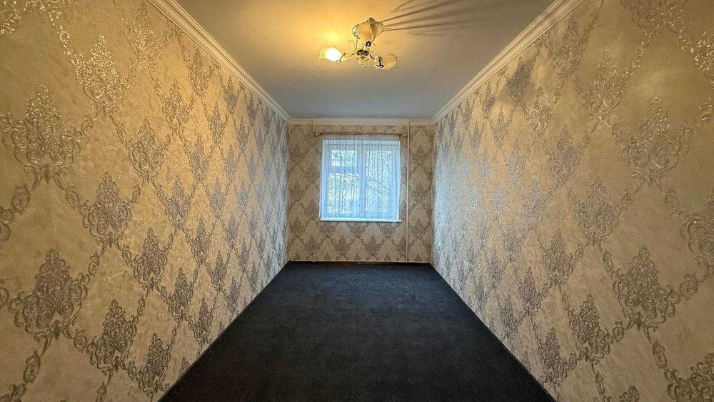 Фарғона ш. Фрунзиский 3 хонали кватира ижарага берилади.ID: 1738