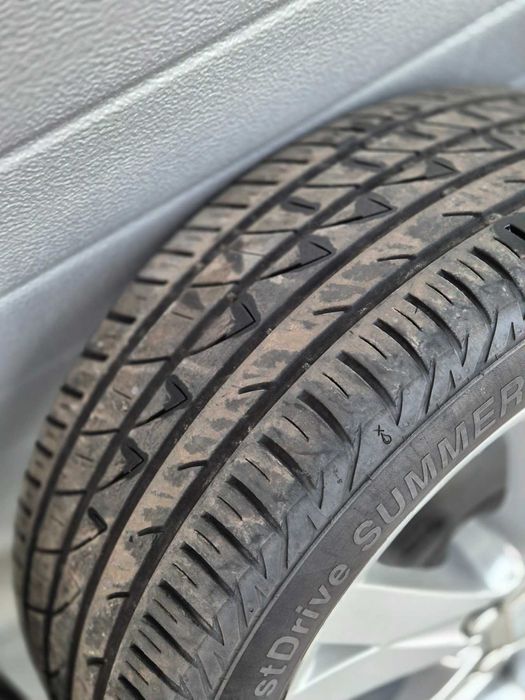 Оригинални джанти с гуми за Сеат/ Фолксваген 16" цола