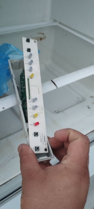 Продам холодильник на запчасти