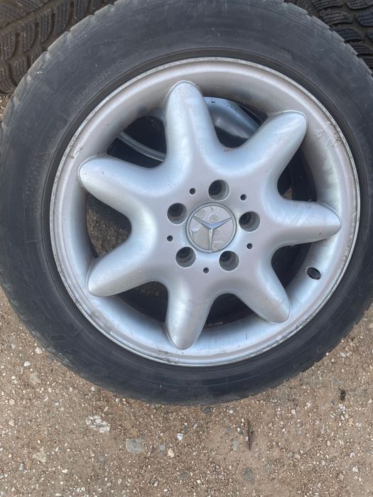 Продавам 4бр зимни гуми с джанти 205/55R16