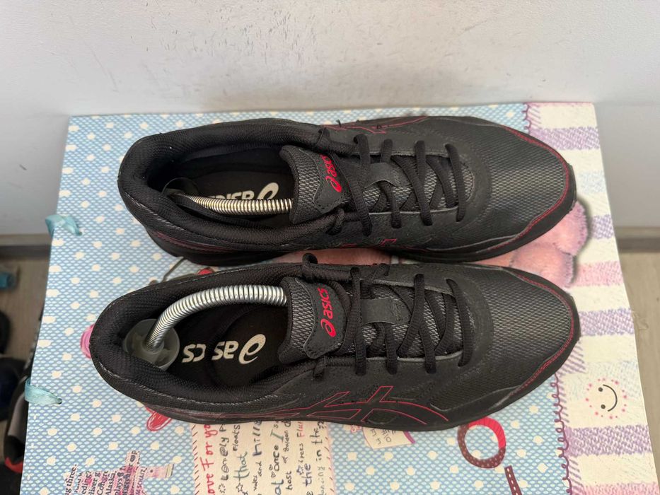 ''Asics Memuro''оригинални маратонки 44 номер