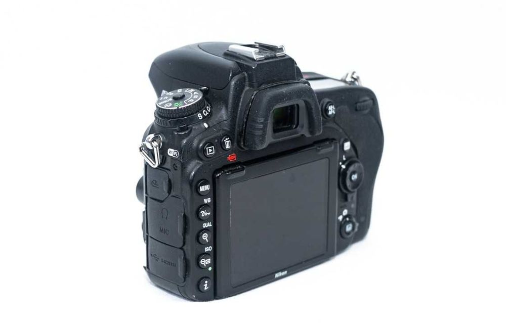 Nikon D750 BODY - 153.000 de cadre - Aparat foto DSLR