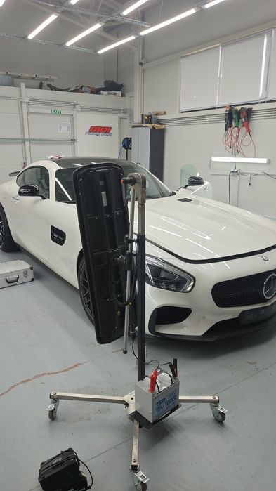 Reparam îndoituri ale caroseriei fără revopsire Pdr Ppf detailing