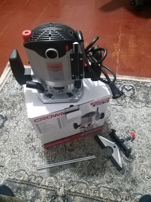 Продам фрезер crown