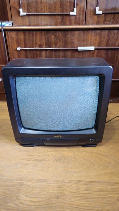 Телевизор Nova 14 инча