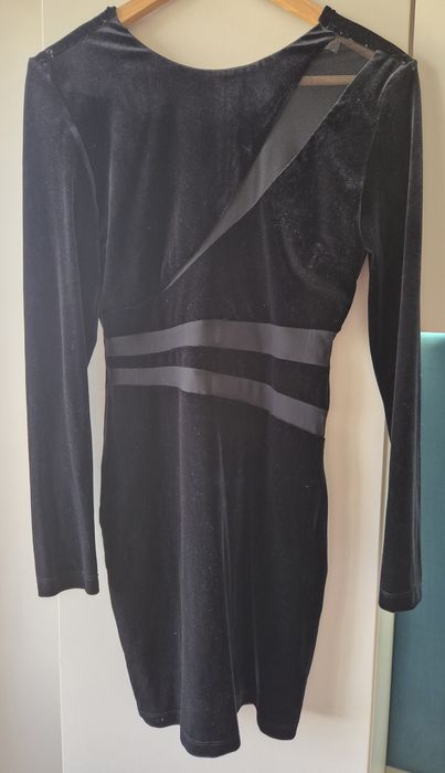 Елегантни дамски рокли