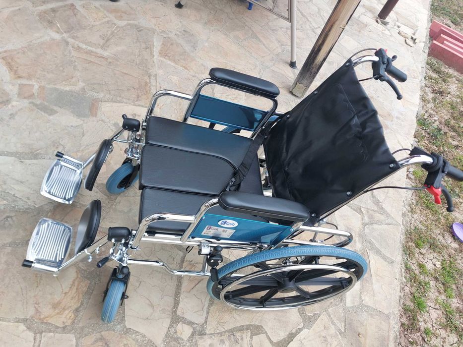 Нова!Инвалидна количка, сгъваема ,рингова ,чисто нова!