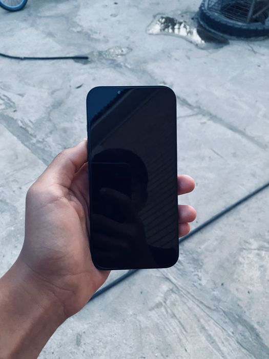 Айфон 14 хорошей состояние