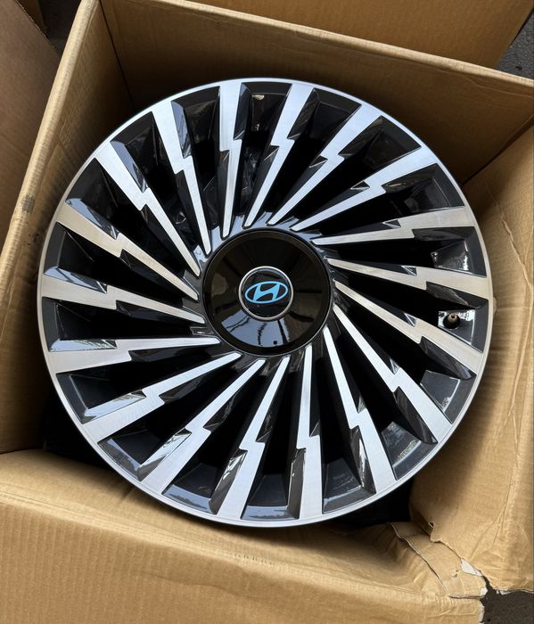 Диски оригинал хундай 4шт