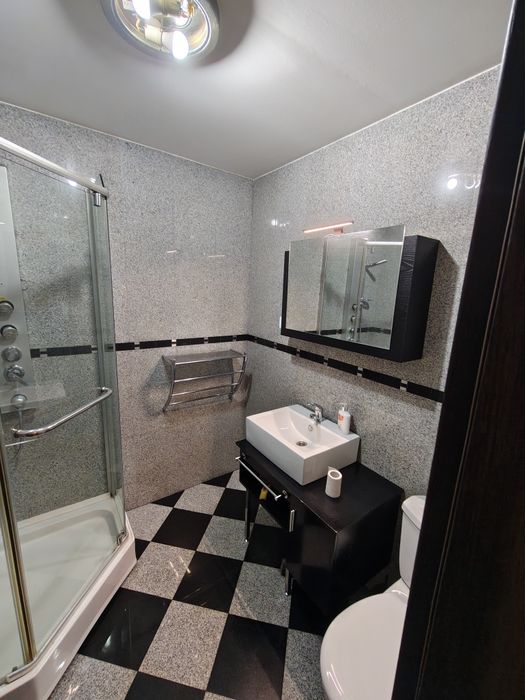 Închiriez apartament de 2 camere moșilor 268