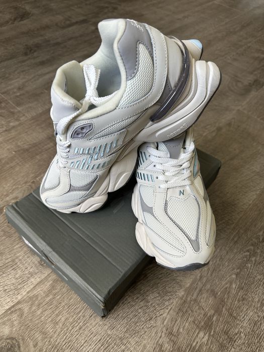 Adidas new balance 9060