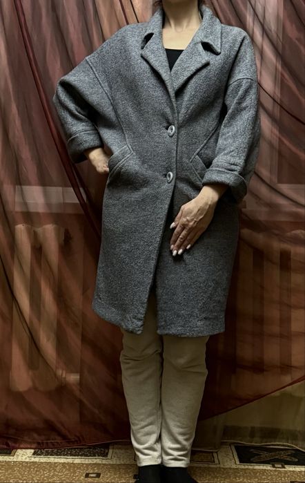 Пальто женское серое
