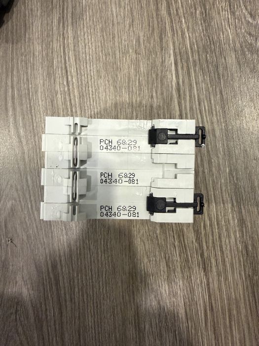 Автоматичен предпазител GE Series ER C40 40A 3-полюсен