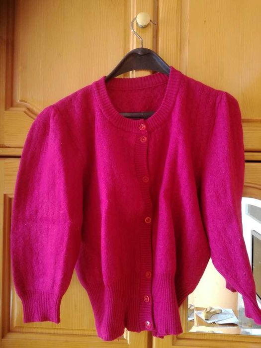 Нови детски пуловери и жилетки за момиче , ръст 123-128 см