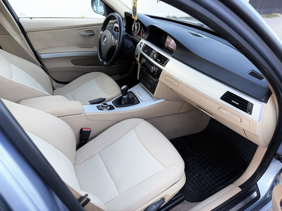 Vand •BMW seria 3 Facelift 2.0D•Trapă•Faruri-Bi•Xenon-Incalzire in scaune •Distributia schimbata detin factura