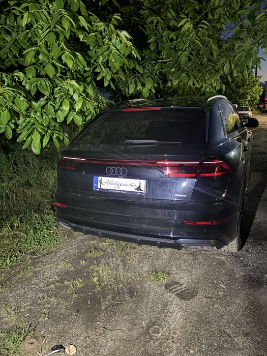 Луксозни автомобили с шофьор !
