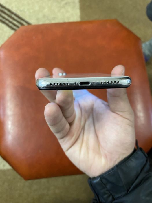 Продам iPhone X 64гб