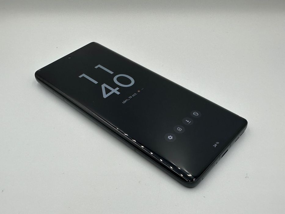 Amanet F28: Motorola Edge 50 Pro 512GB