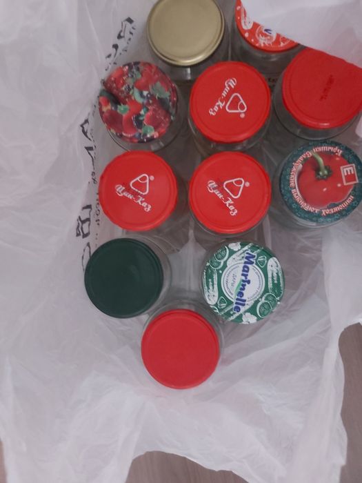 Отдам даром банки