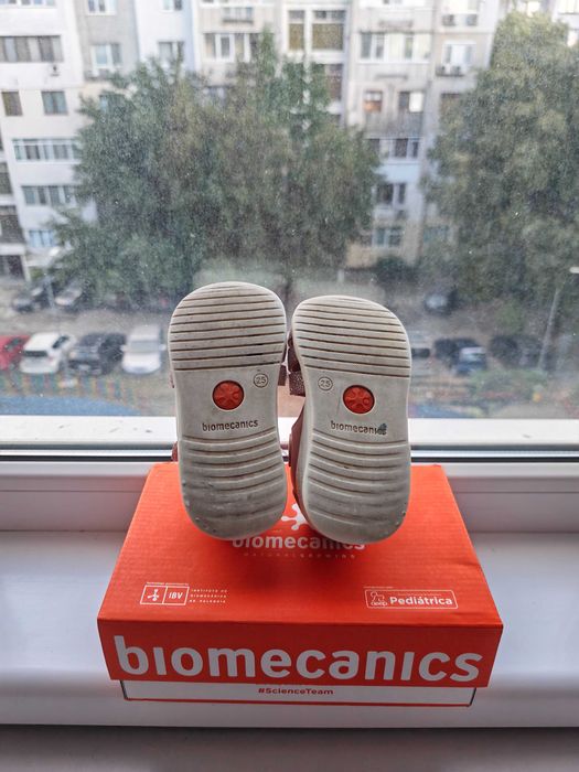Детски  кожени сандали Biomecanics 25