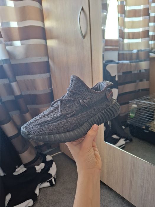 Adidas yezzy boost 350 V2 static black