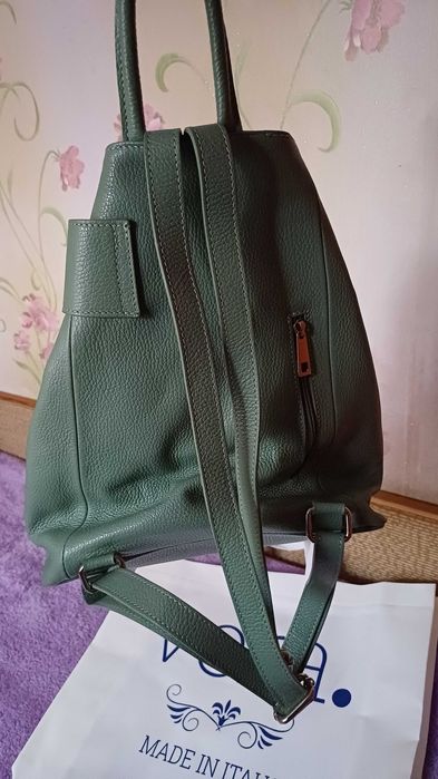 Нова! Vera Pelle раница