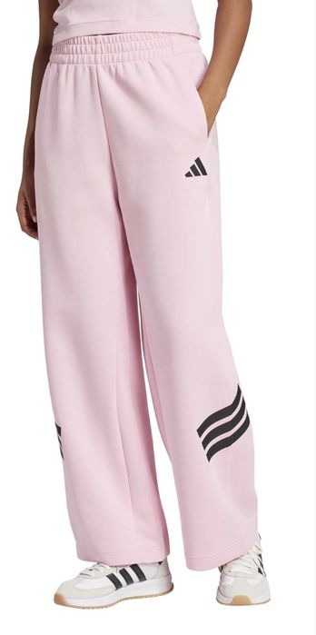 Дамски анцуг Adidas