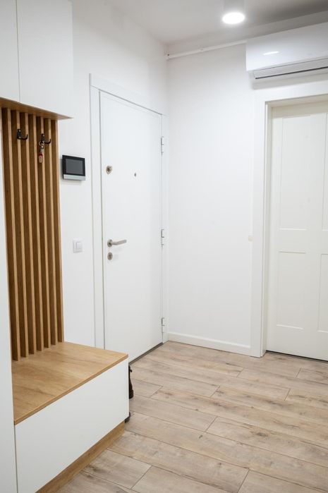 Apartament 3 camere / 2 băi complex Central Parc - mobilat complet