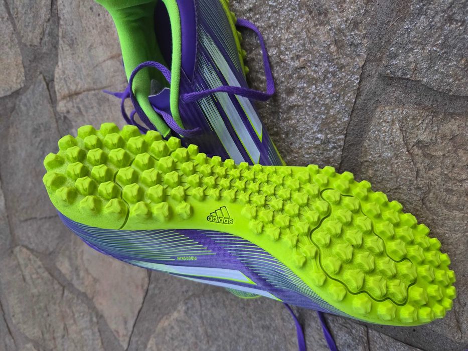 футболни стоножки Adidas F50