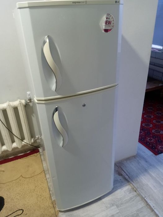 Холодильник Lg  б/у