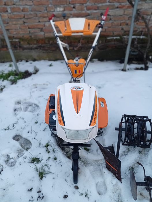 Motocultor cu accesorii