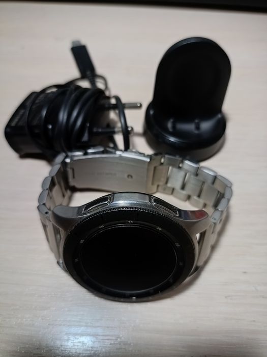 Продам смарт часы Samsung Galaxy Watch