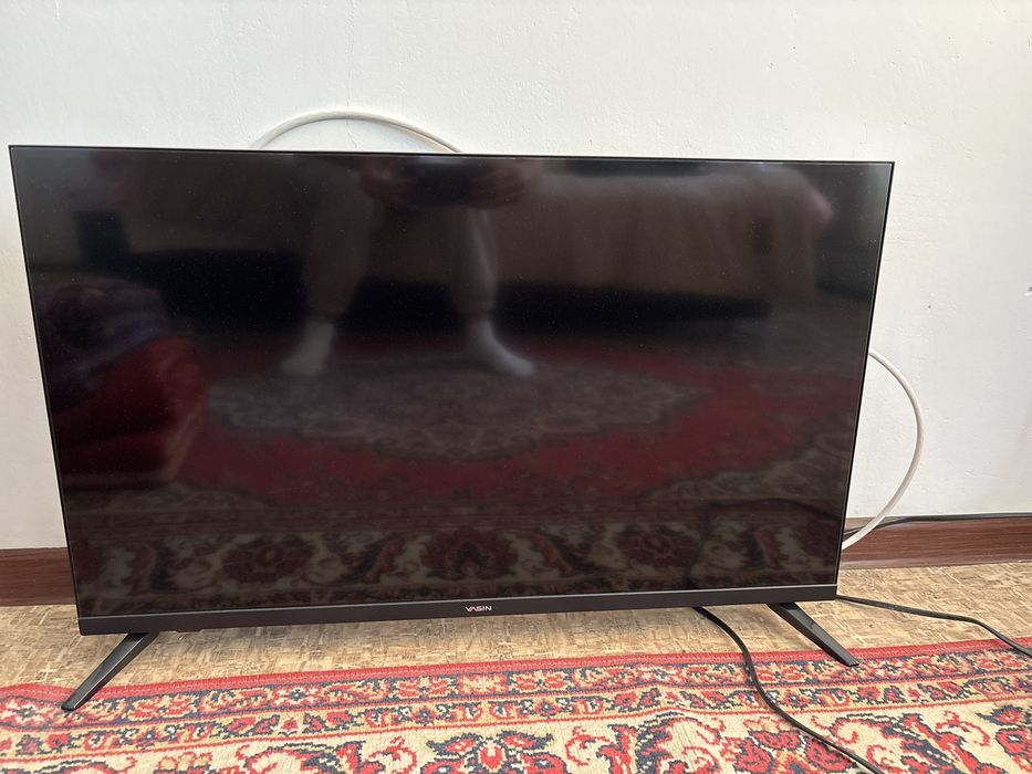 Продам смарт телевизор