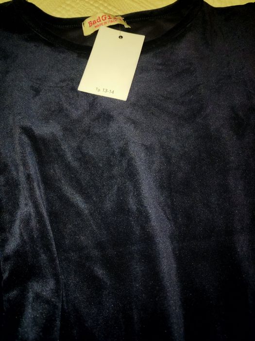 Rochie din catifea de culoare bleomaren varsta 13-14 ani