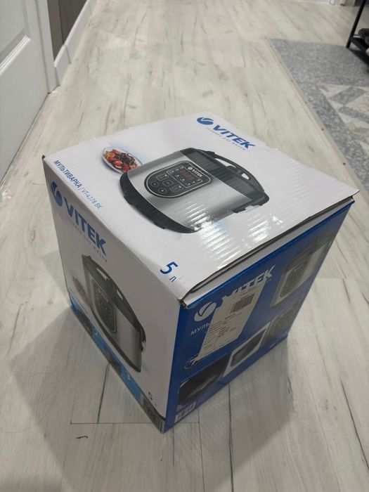 Мультиварка Vitek, жап жаңа күйінде.